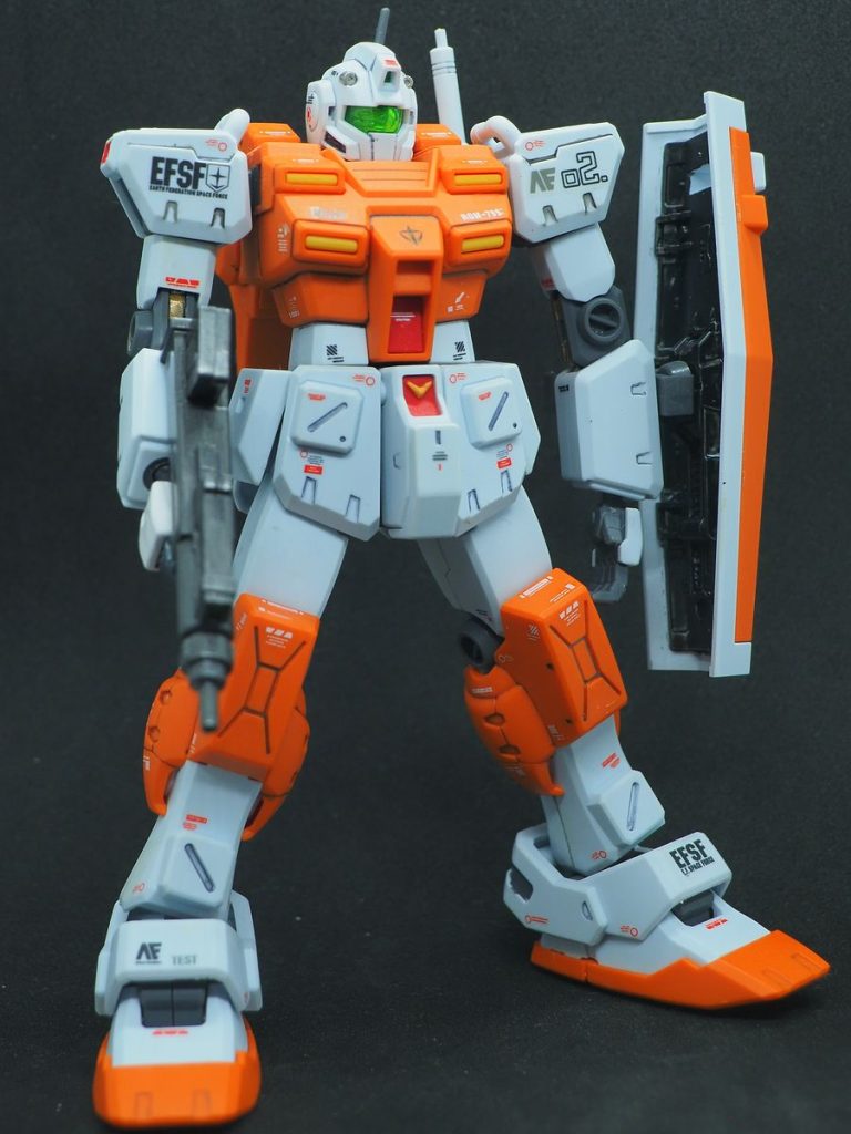 アナハイムからテスト機として３機が納入されたらしいので、２号機にしてみました(gundam-kao2)テスト機なので、デカールてんこ盛りです。