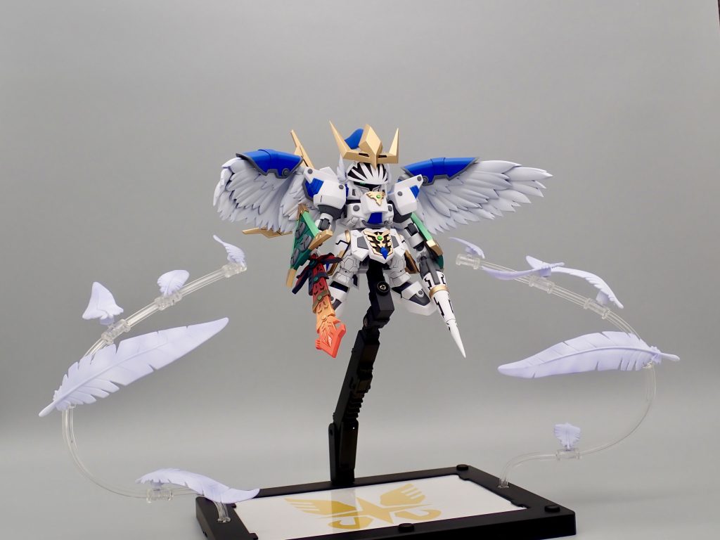 ベースには神聖騎士ウイングと同じ紋章を入れました。