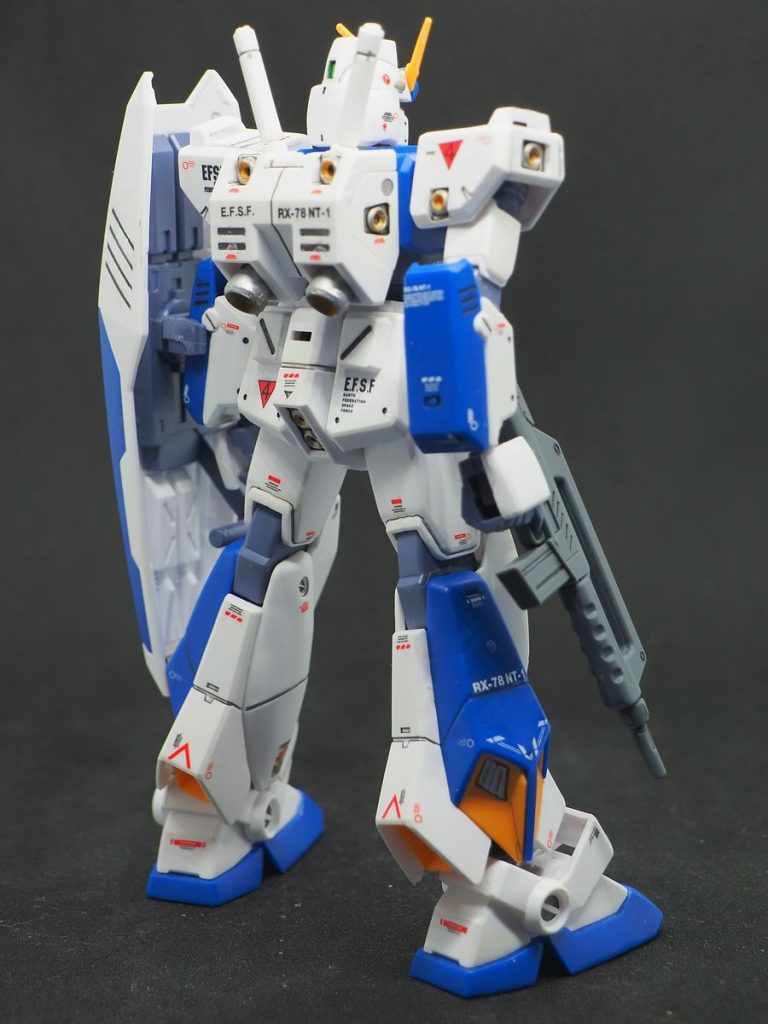 2機続けてデカールまみれはしんどいですねぇ(gundam-kao5)