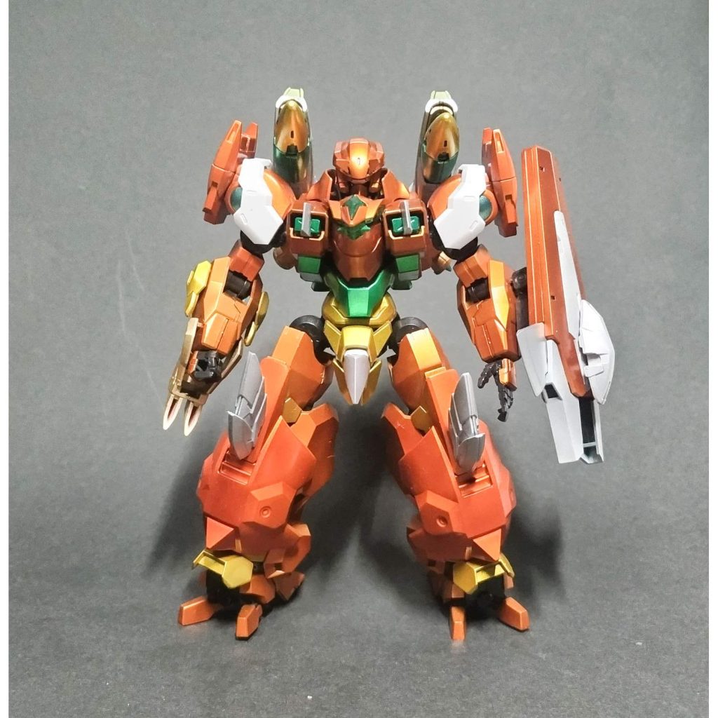 ほとんど水星シリーズから引用しています。脚:ルブリスウル、ディランザ腕:ルブリスウル、ベギルベウ胴体、頭:ザウォートヘビィバックパック:オプションブースター盾:ルブリスウル ほとんどルブリスウルですね…