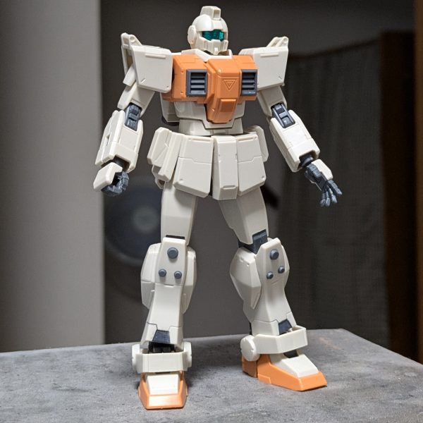 HGUC RGM-79(G)陸戦型ジム製作中!まずは1機目組立完了!続いて明日から2機目を組立予定。前にも陸戦型ジムは作ったけど、08小隊好きとしては何機作ってもいい程好きな機体✨