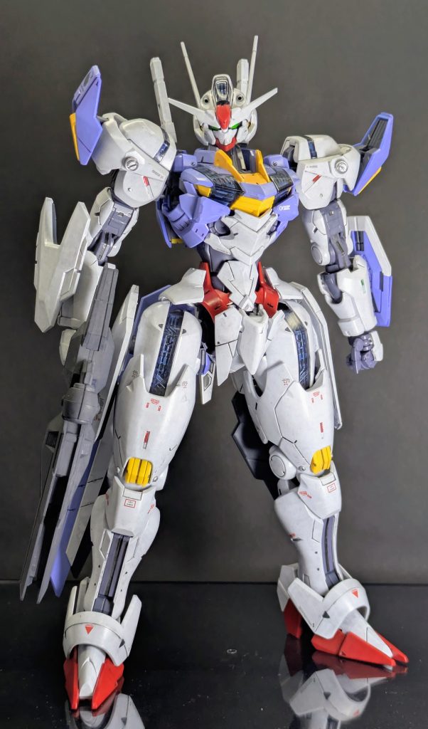 塗装の次に頑張ったのは、パーメットスコア6にしたこと(気づいた方がいれば嬉しい!)。赤いメッキを落として、リンプラカラーのステラブルーを塗って作成。メッキを落とすのは意外と簡単でした。ディテールアップについては、あすぱら模型さんのディテールアップパーツと、30MMのカスタマイズマテリアル(3Dメタリックシール)を少し追加したくらい。スジボリは、既存モールドの掘り起こしをしたくらいです。