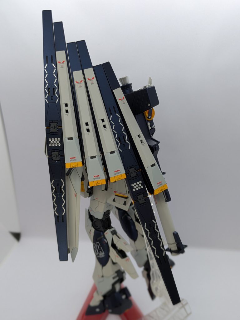 νガンダム–6枚目/制作者：SIT