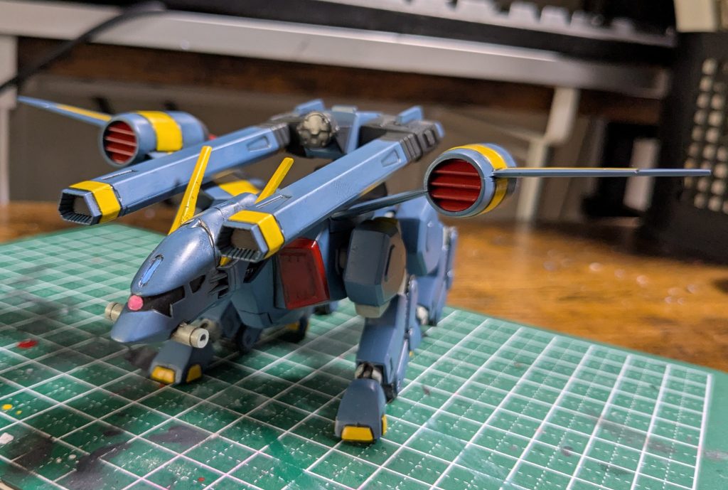 伏せのポーズ。