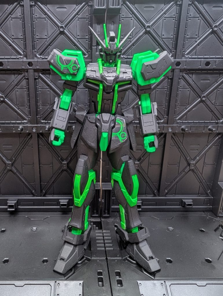 EGストライクガンダム リサーキュレーションカラー/ネオングリーン