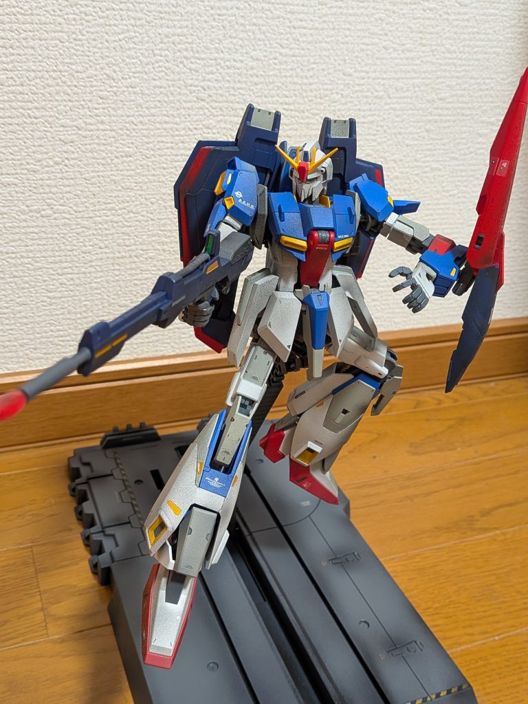 Zガンダム(塗装はげるのがこわくて未変形)