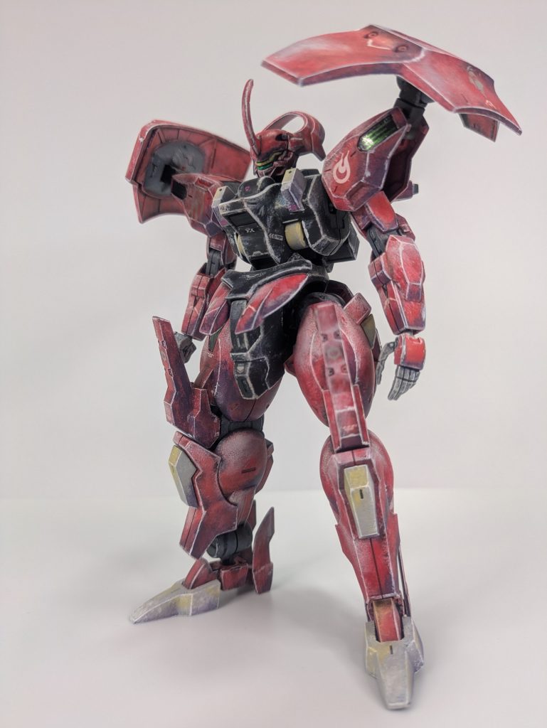 細い腰回りに、ぶっとい太ももちょっとアンバランスなとこが魅力的です