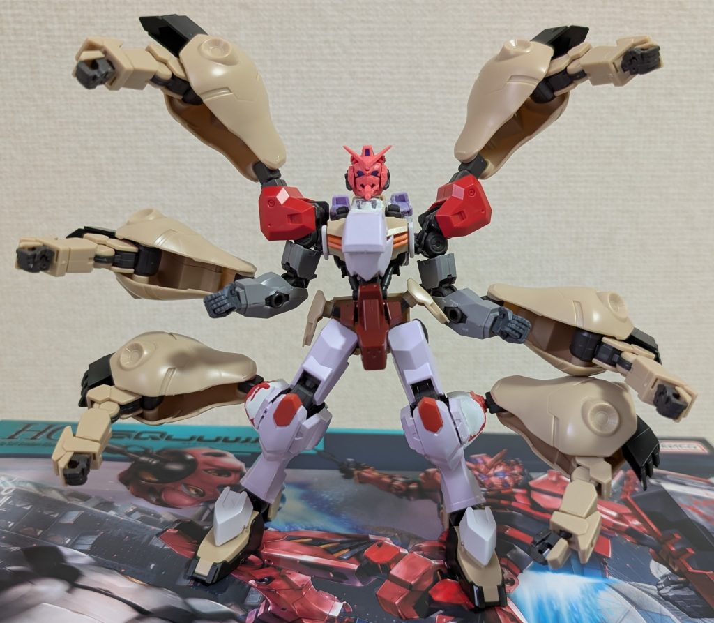 以下、塗装前となります。使用した「ガンダムフレーム部分」は、グシオンリベイク・アスタロトオリジン・アスモデウス・端白星となります。なお、腕部はガンヴォルヴァ、バックパックの武器ジョイントにベギルベウのジャンクと「水星機体」も使用してます。本家のパーツは頭部・手首のみとなってます。使用パーツの大体の配分で例えると、鉄血機体:6・水星機体:3・赤いガンダム:1、という感じになりますw