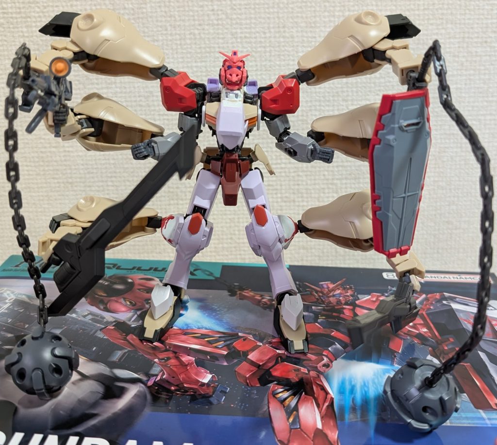 実はジャンクとなってた「グシリベのサブアーム」をどうしようか考えてましたが、「本家のビットフル装備」からヒントを得て、今回の「オクトアーム」を思い付けて良かったですwwなお細かい所ですが、ガンヴォルヴァの腕裏側に、ガンダムフレームのパイプパーツを移植してます。以前作った「パイモン」や「ヴァレフォール」と同じ加工です。写真では分かりにくいですがww(長い文章共々)閲覧、ありがとうございました(ーー)