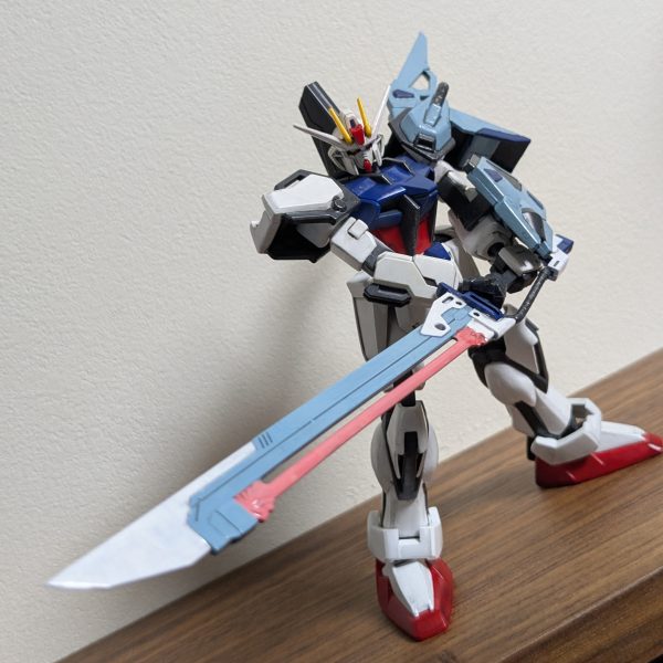 コレクションシリーズのソードストライカー with 旧HGストライクガンダムとか