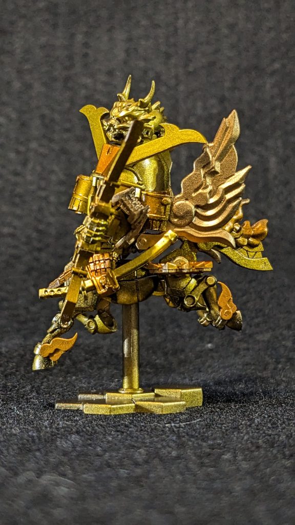 武者精太頑駄無–2枚目/制作者：LUCIOLE