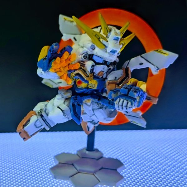 スペリオルデファイン　オトナ買いしたのを1つずつ上げていく予定です。最初はゴッドガンダム。明鏡止水は別でやる予定です。ゴッドフィンガーと背中の輪は蛍光塗料で紫外線発光するようにしています。白はとにかく筆ムラが目立つので苦手です。 （1枚目）