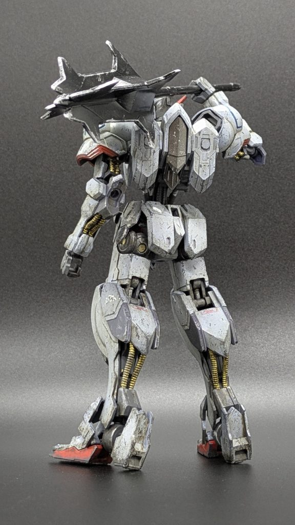 バルバトスのマシマシウェザリング全塗装–3枚目/制作者：@iwashi_pla