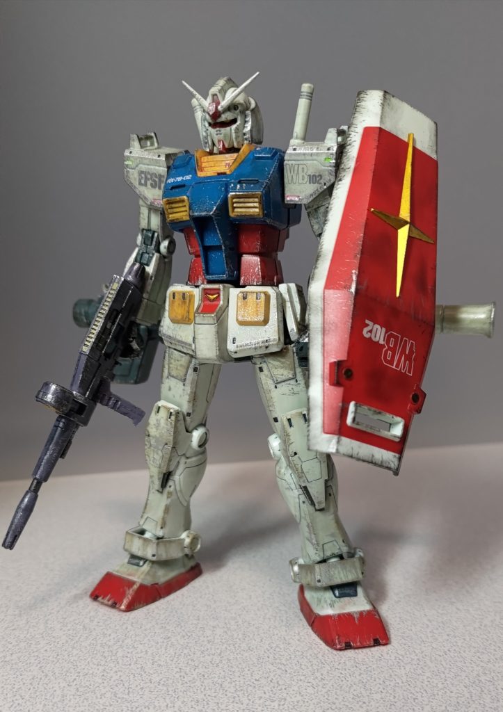 フロントショットです。汚しすぎたかなって気もしますが、水転写を破いてしまった箇所がいくつかあって、それをごまかすためでもありますw