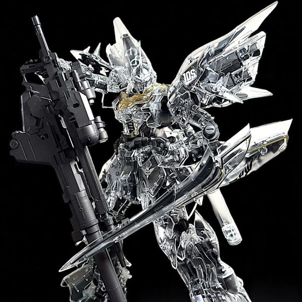 MG 1/100 シナンジュ[メカニカルクリア]