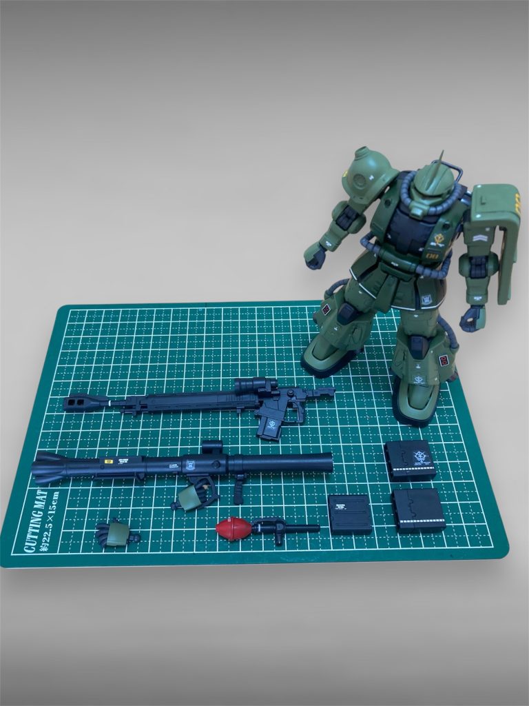 武器はバズーカの他に対艦ライフル(ショート化)もあります。