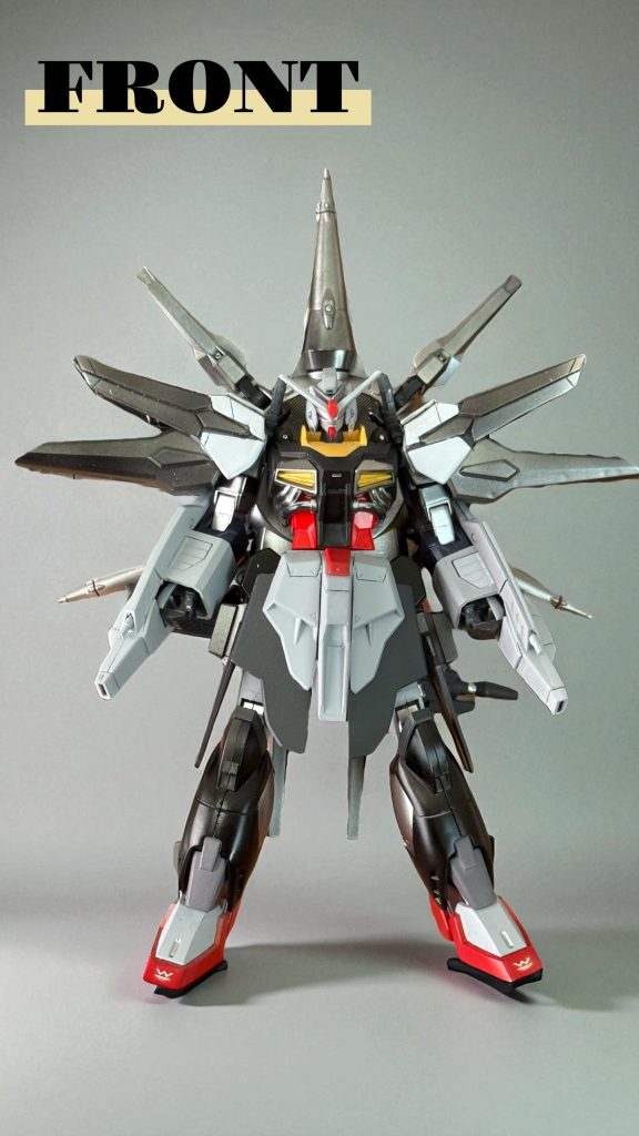 頭部：フェイスパーツのみ切り出し、面長な顔を改修首元：可動域確保のため、首元を削って、後ろにずらしてます肩部：プラ板貼り付けてディテールアップ＆プロヴィデンスの肩パーツを追加バックパック：ドラグーンを２基拡張カラーリング：originalカラー腕部：シールドの先端を切り落とし、手を露出。これを２つ作成腰部：数ミリ延長、＆スクラッチパーツ追加脚部：プラ板を重ねて1センチほど延長、スマートな見た目に 