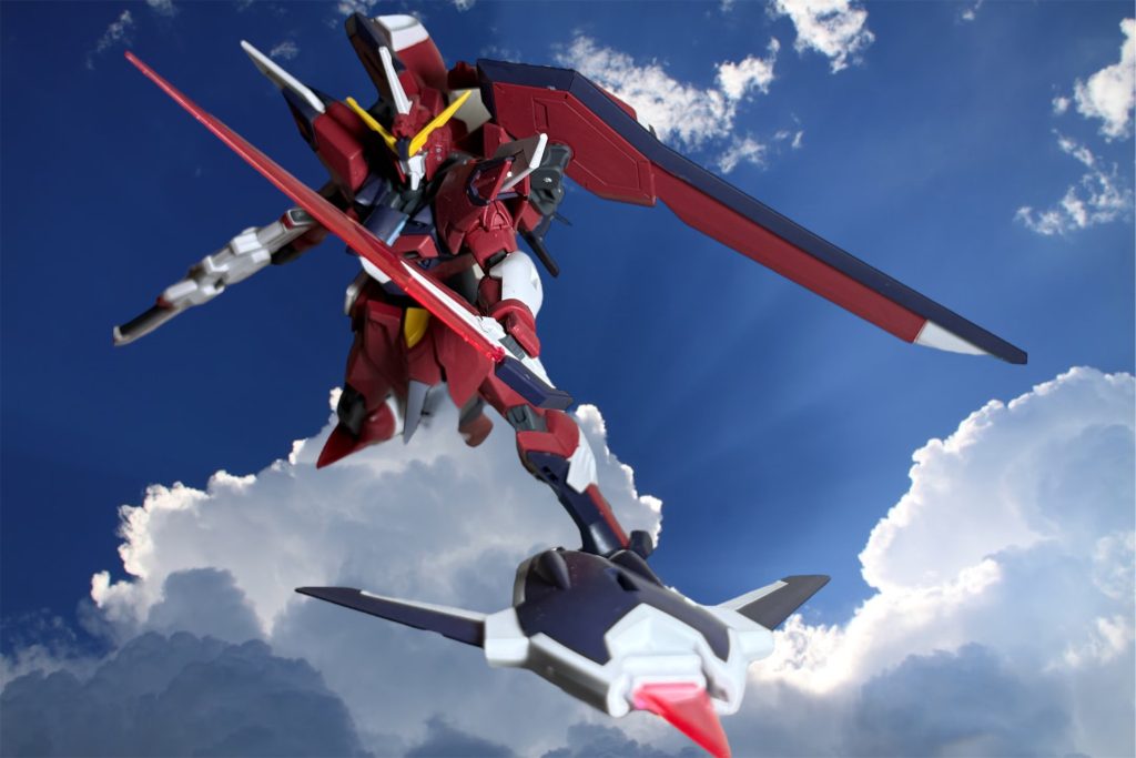 映画だとやられメカだけど、弐式よりデザインは好きですね😆