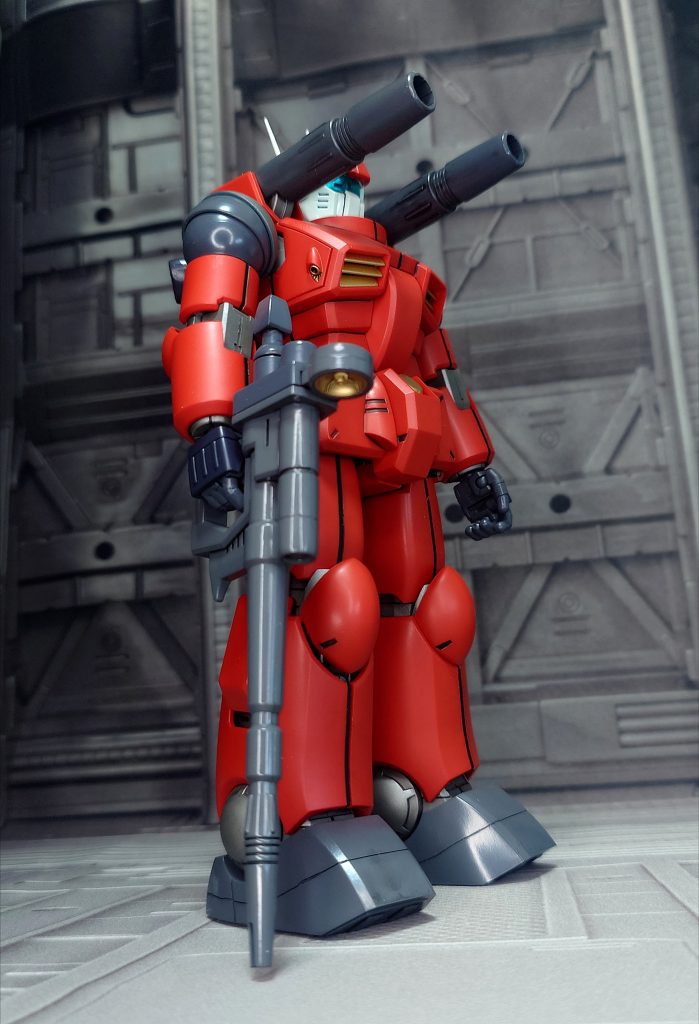 ほんとはデカールも貼って、汚してつや消し吹いて色んなポーズで撮影したかったんですが