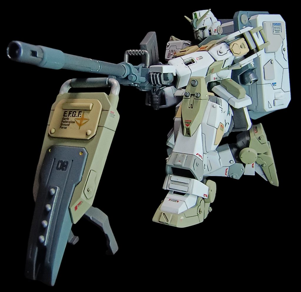 陸ガンのシールドは自立するのですね〜!勿論、輝き撃ちします😁