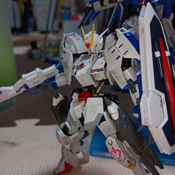 ライジングフリーダムバルバトス