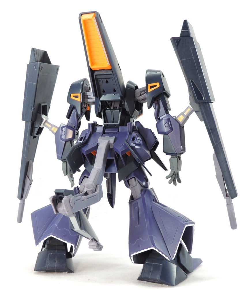 今回、人生初のギャプランのキット製作となりましたが、新規パーツのおかげで組み立てやすさが向上し、立体映えするキットに生まれ変わっていました。