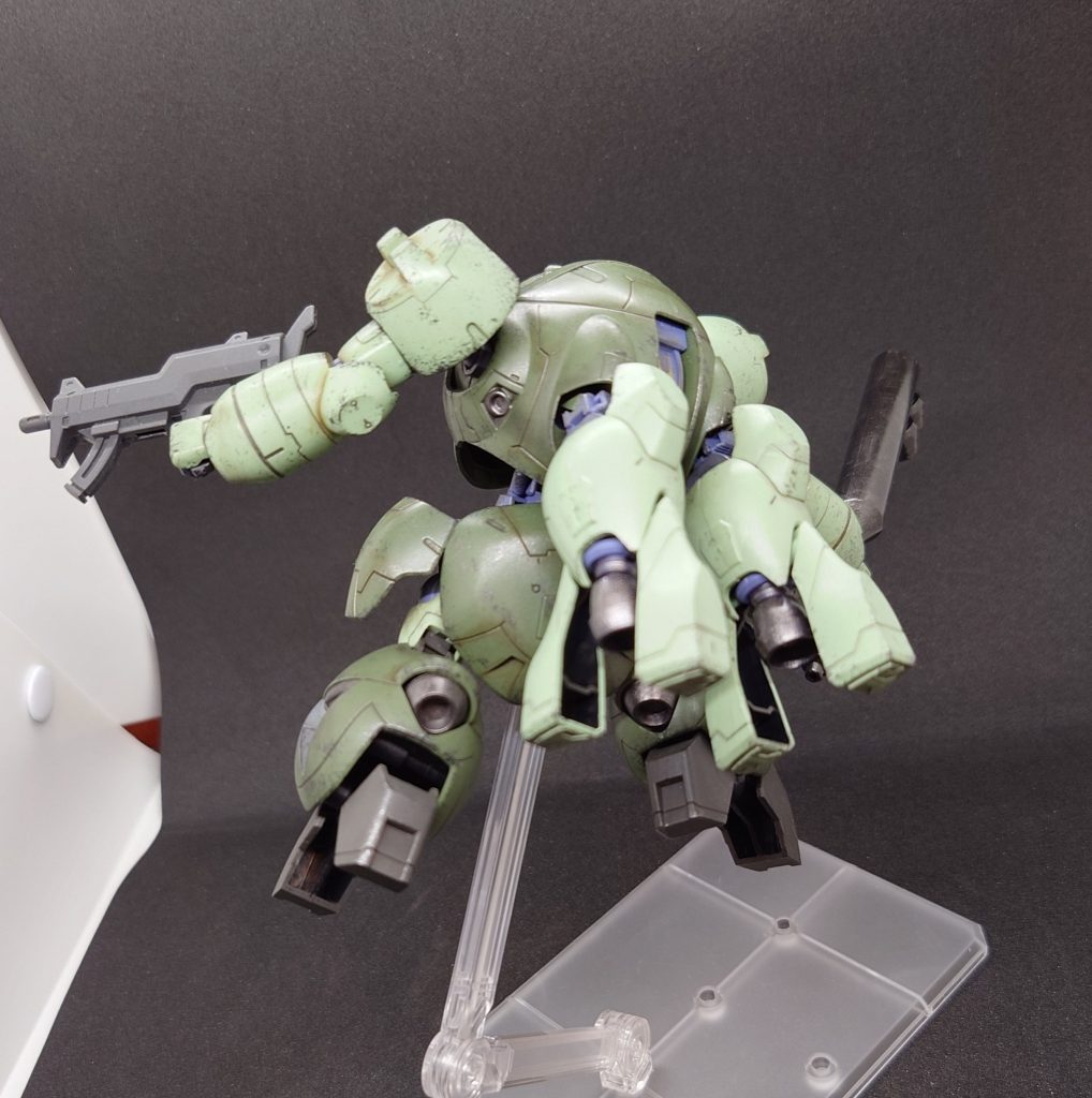 ぱっと見、四足のようなシルエットですがマン・ロディには似合っている気がします。