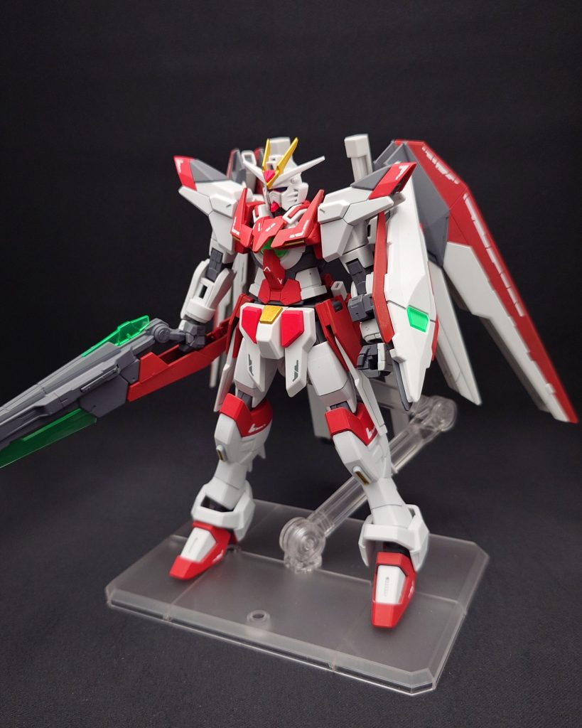 頭、肩、足：マイフリ胴、腕、盾：アメイジングエクシア腰：AGE2バックパック：ガンダムヘリオス武装：ダブルオー　セブンソード