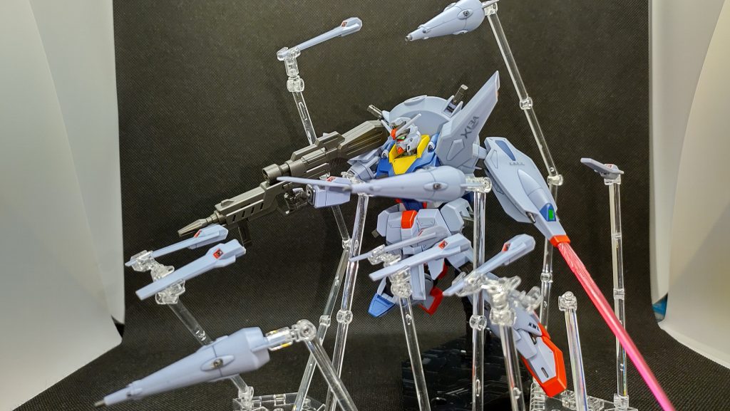 ドラグーンその2。全部で11機あるので、密集させると結構な密度になります。キラくんとフリーダムは頑張ったのですね···