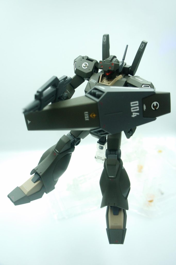 ビームライフルに持ち替え