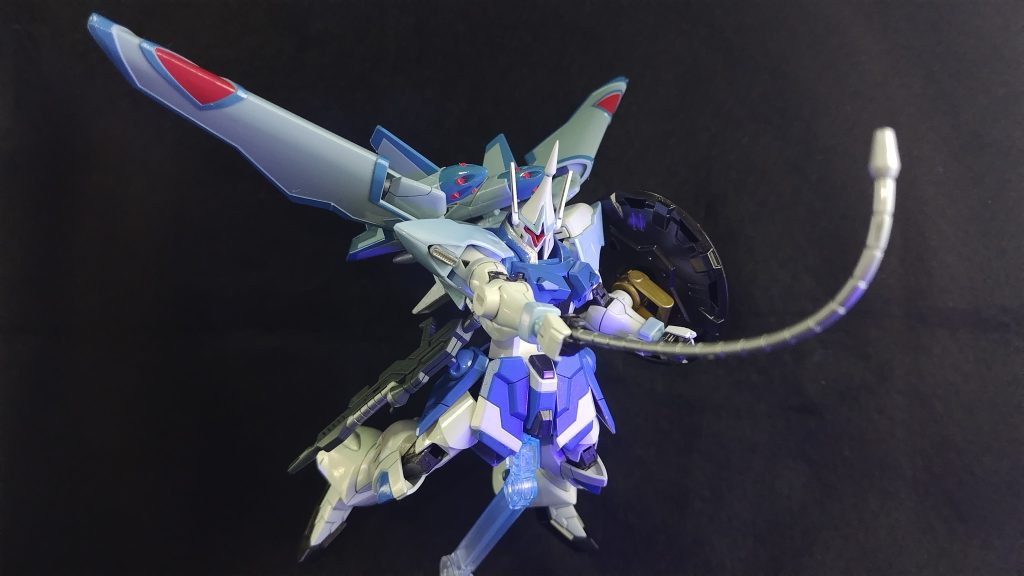 ヒートロットもあるとは思いませんでした!グフの後継機の位置づけがから当然ではありますね。シルバーの塗装にして存在感を出しました。