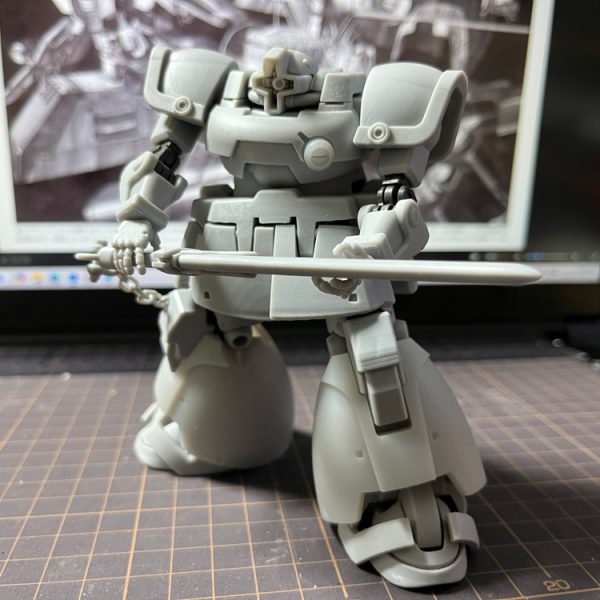 この画の世界に届いたのか？届くのか？ver.kaガンダムと同じ世界線に並べられるものを目指したつもりです…。もちろん今後も随時修正します。愛しい子なのでここで置き去りにはしません。ということで少し眩暈が…今は手短にしておきます。後日残りの数パーツ差替え後に製作品へ。仕上げはやっぱり他と合わせて順次かな(^^;)。老体の捨て身の一太刀、受けてみよ！(笑) （4枚目）