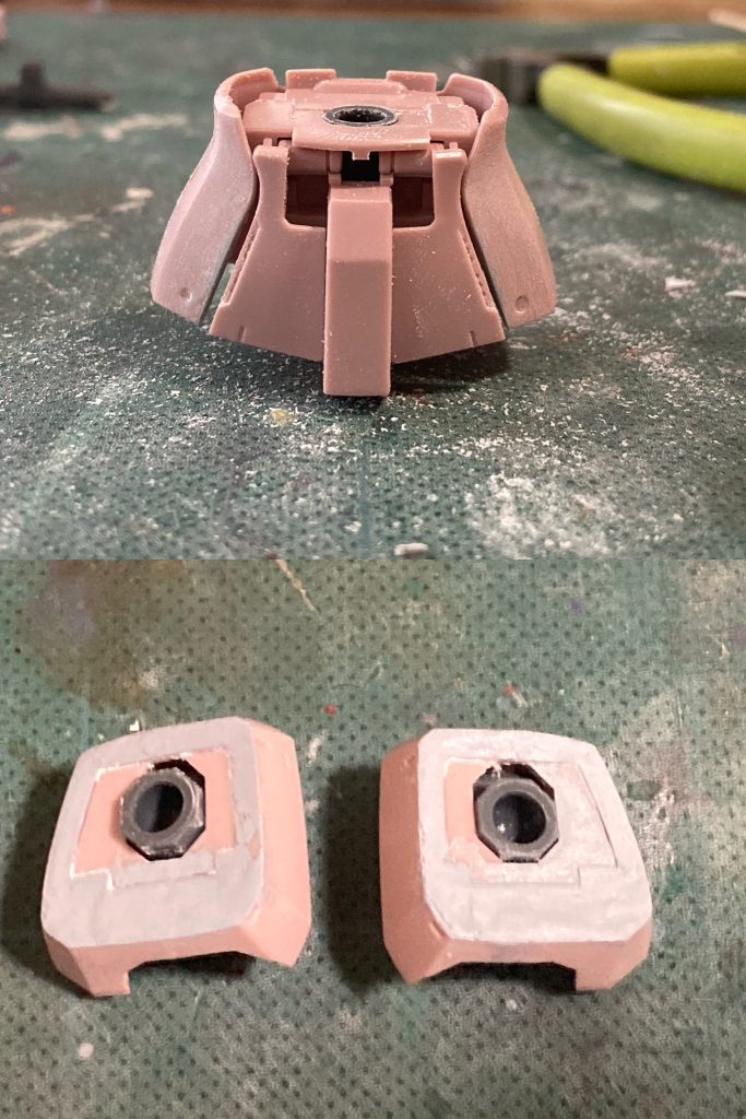 腰アーマーの前合わせラインは直線に修正胸左右パーツの合わせ目は絶対消すマン(笑)