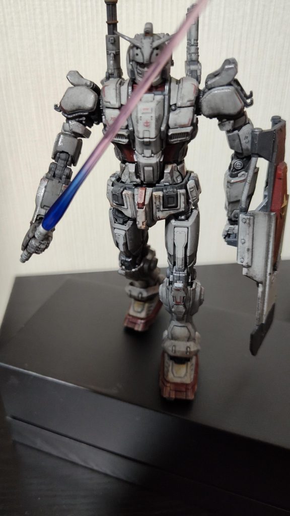 トップコート吹いた後にウェザリングカラーブラックべた塗り＆ちょっと拭きふき＆ウェザリングマスターで足回りをちょこっと汚し