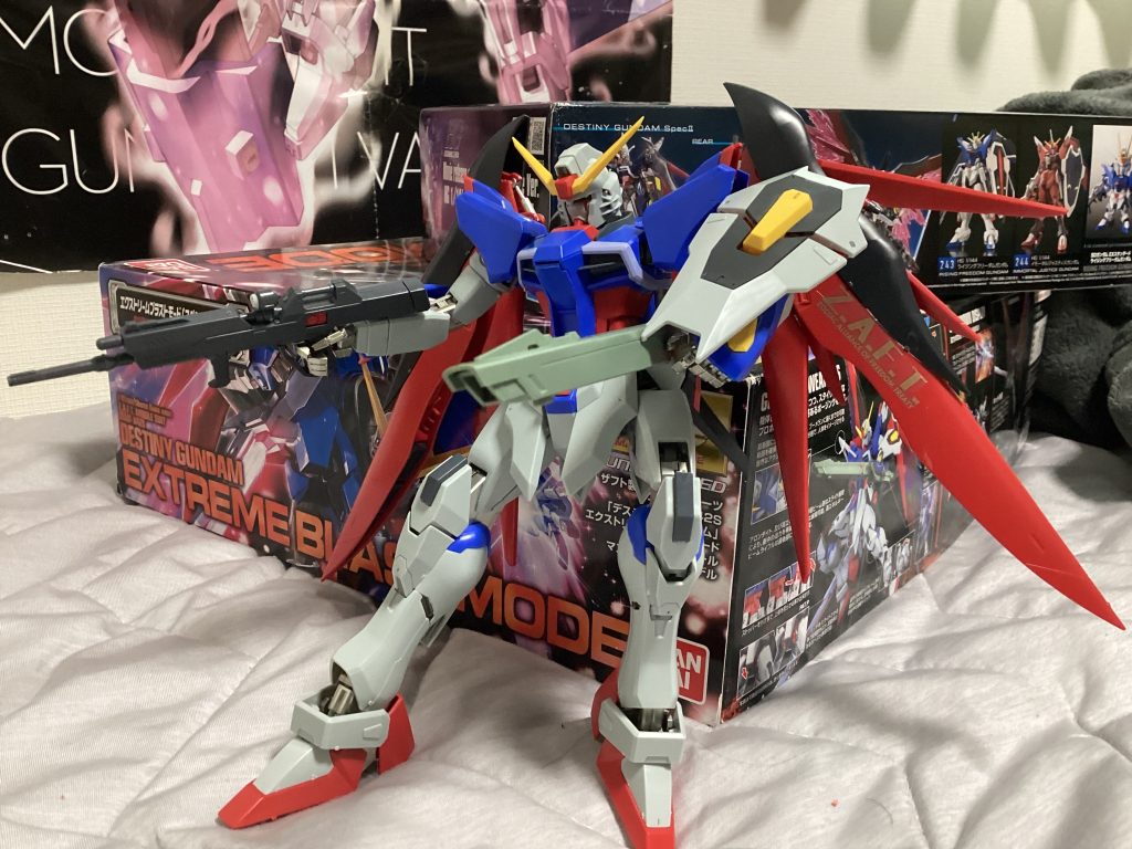 長射程ビーム砲ビームライフルと構えるとかっこいい