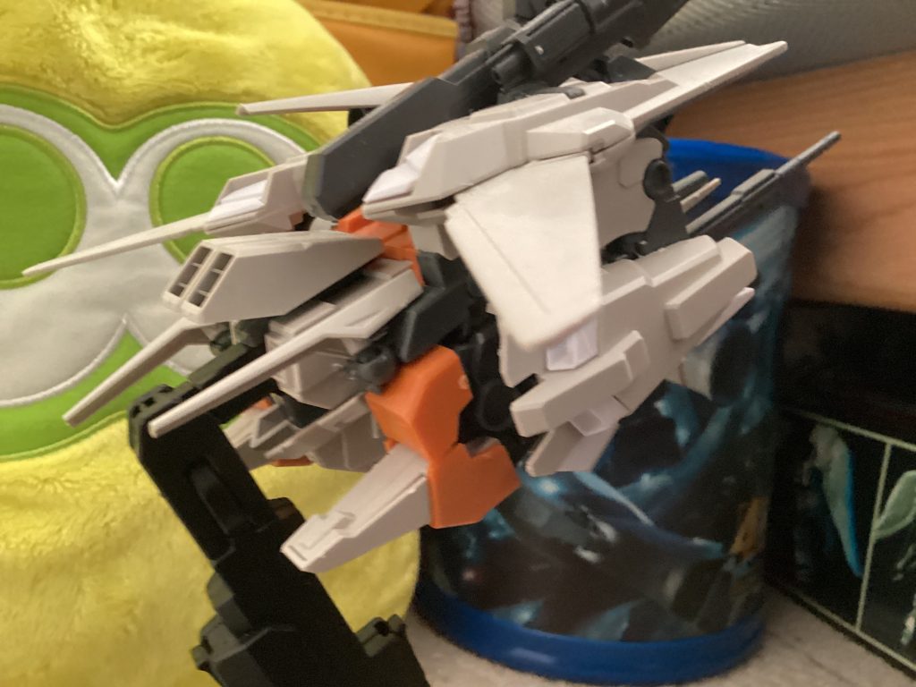 ジャックベアーロンドベル所属のエースパイロット過去にティターンズに両親を虐殺された過去を持つ