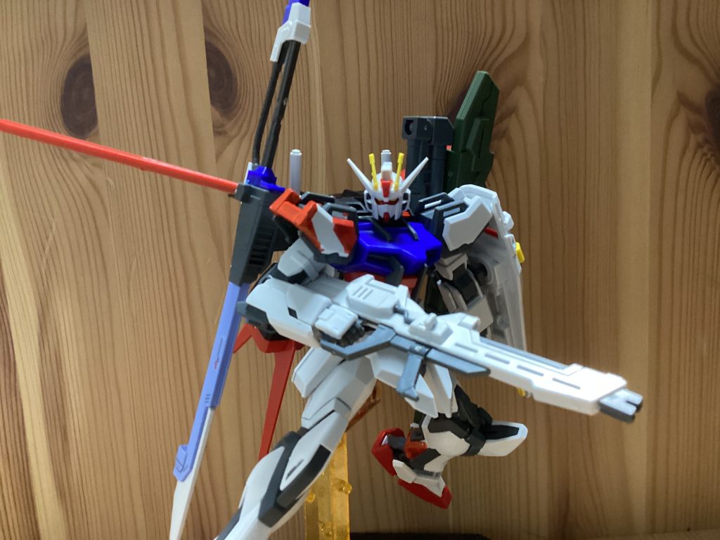 フル装備にするとかっこいいです。核動力仕様なのでいくらでもアグニIIをぶっ放せます。(対艦刀は付いてません)