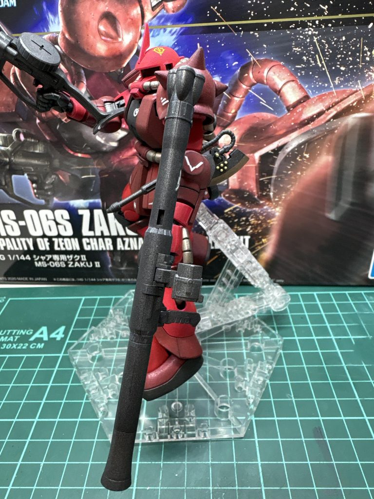 左側面ヒートホークにネイルアートパーツ