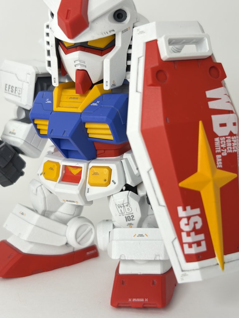 シールドのデカールが一番のアピールポイントです。良い感じに貼れました。デカール位置も気に入っています。