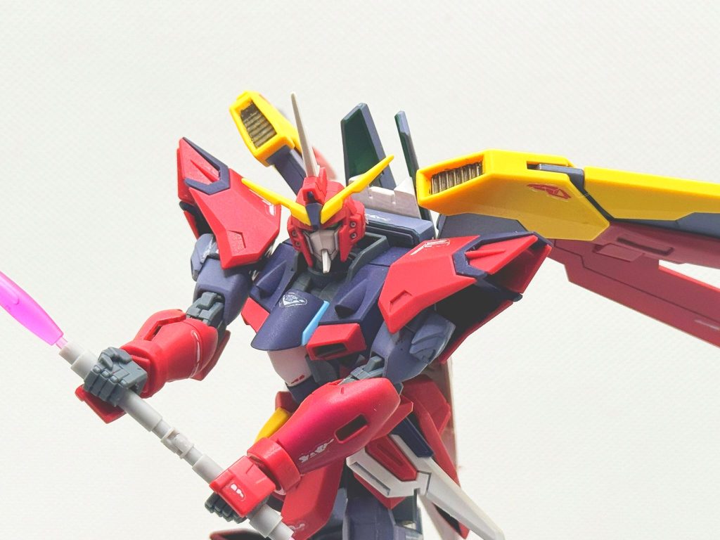 なかなかに上手くまとまったので、今回はデカールを貼りました。（たぶん）100均で売ってたテトロンシールだったと思います。買ったはいいが使い道を考えていたので、丁度よいタイミングでした。