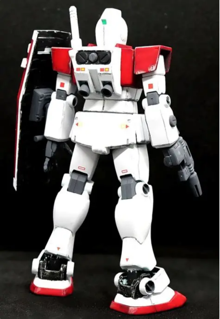 ハードポイントの3mm穴は目立つのでコトブキヤのパーツを使って埋めました。