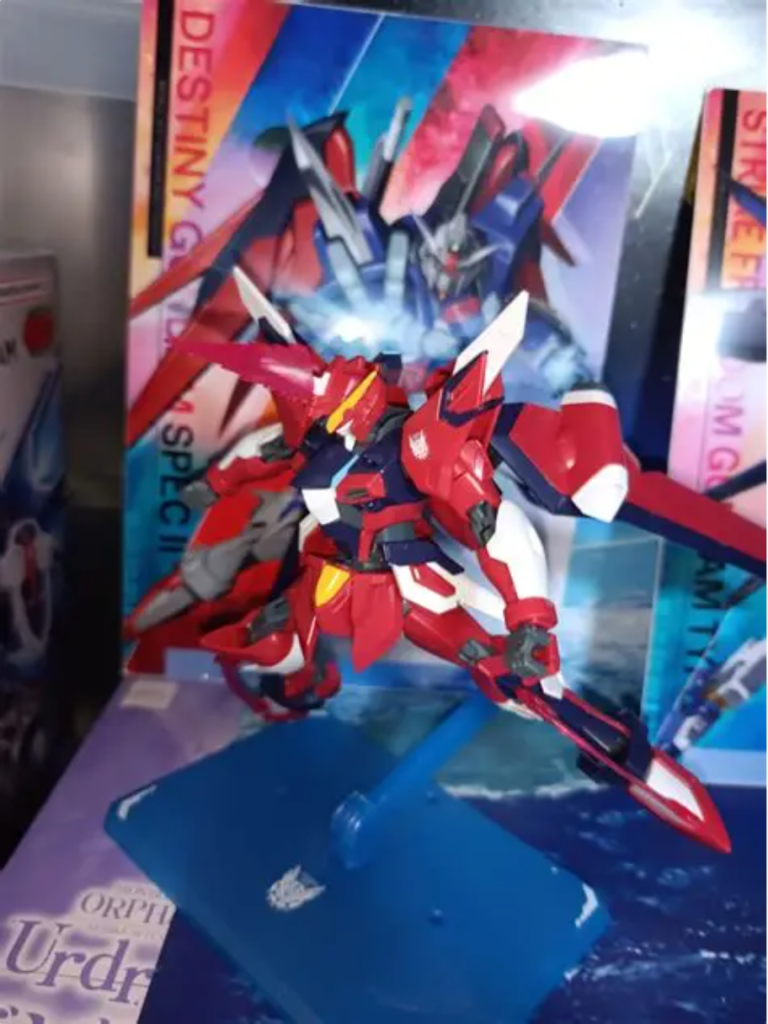 バックパックは、イモジャ専用のプラウドディフェンダーにもなる。