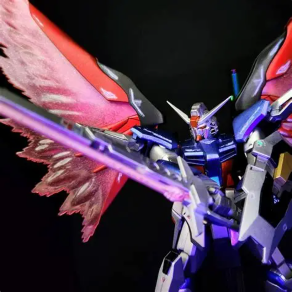 HG デスティニーガンダム（メタリック塗装）