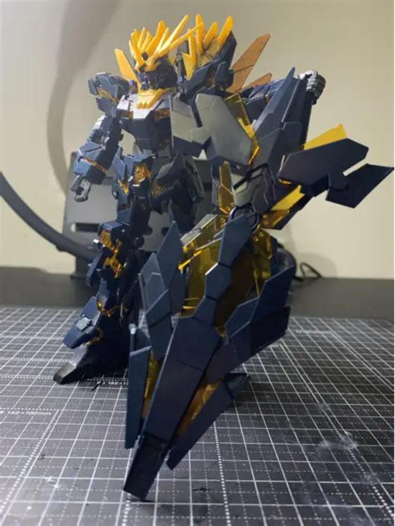 墨入れ、一部筆塗りしました。トップコートはしてません。シールドジョイント、ビームマグナムの持ち手が無かったので、シールド待ちにしてみました。　観覧して頂き、ありがとうございました🙇