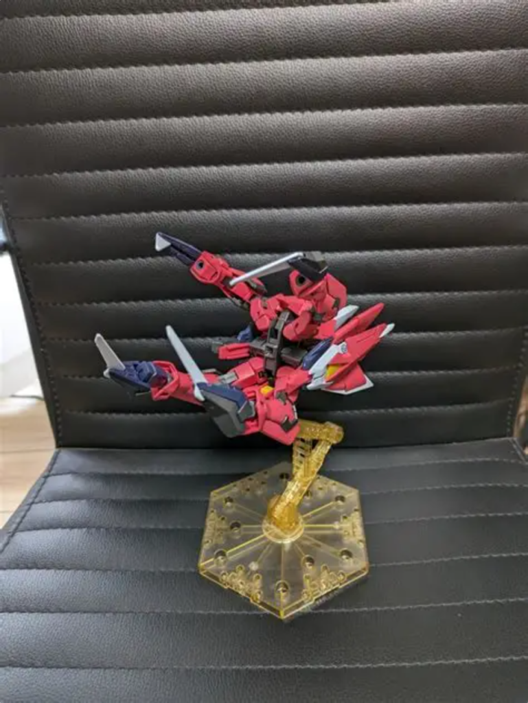 部分塗装、スミ入れ、トップコートだけしたので改造や合わせ目消しはしていません。