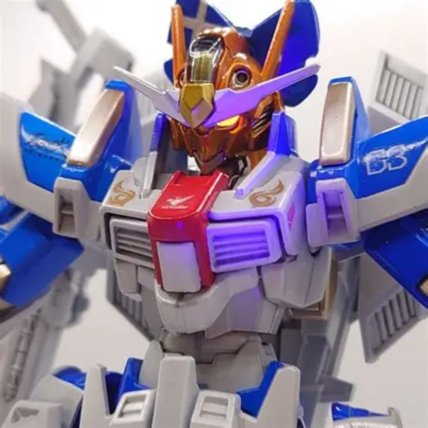 不知火フレア専用機【盾斧】