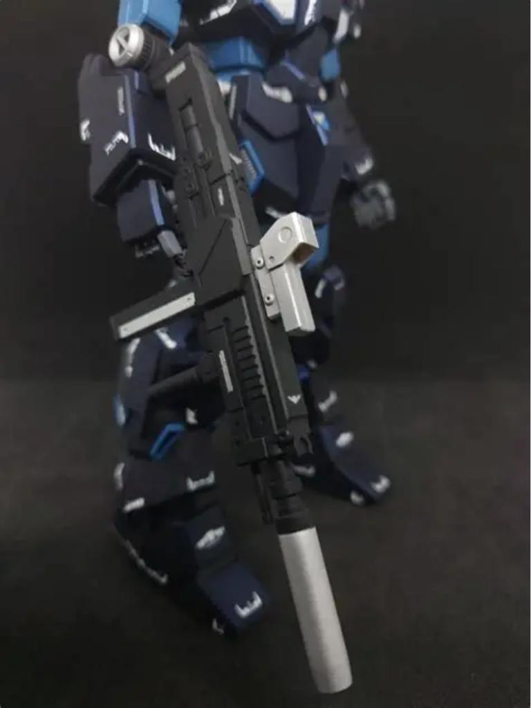 メイン装備のビーム・ライフルカッコいい…マガジンが外せるとこもまた良きかな✨