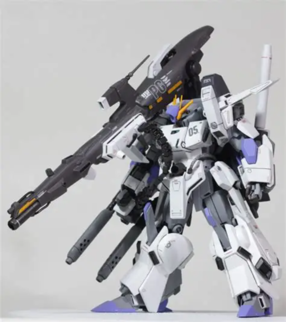 バックパックのビームカノンはジャンク同然の旧キットSガンダムから流用しようと思ったものの見つからず。なので一部WAVEの汎用パーツの角ノズルを使用しプラパイプ、プラ棒等でスクラッチ。