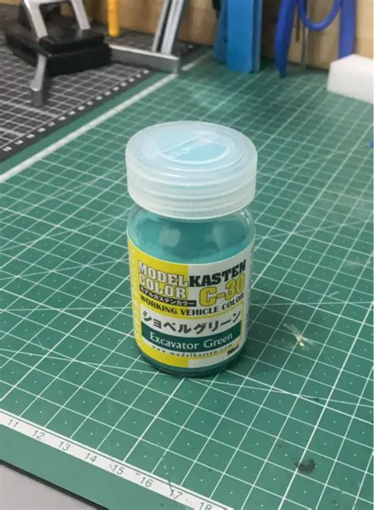 ■制作1ショベルグリーン(ミントグリーンかな)という色を扱うのが初めてで、どんな結果になるのか気になっていたのですが、中々いい色出て綺麗にまとまったと思っています！