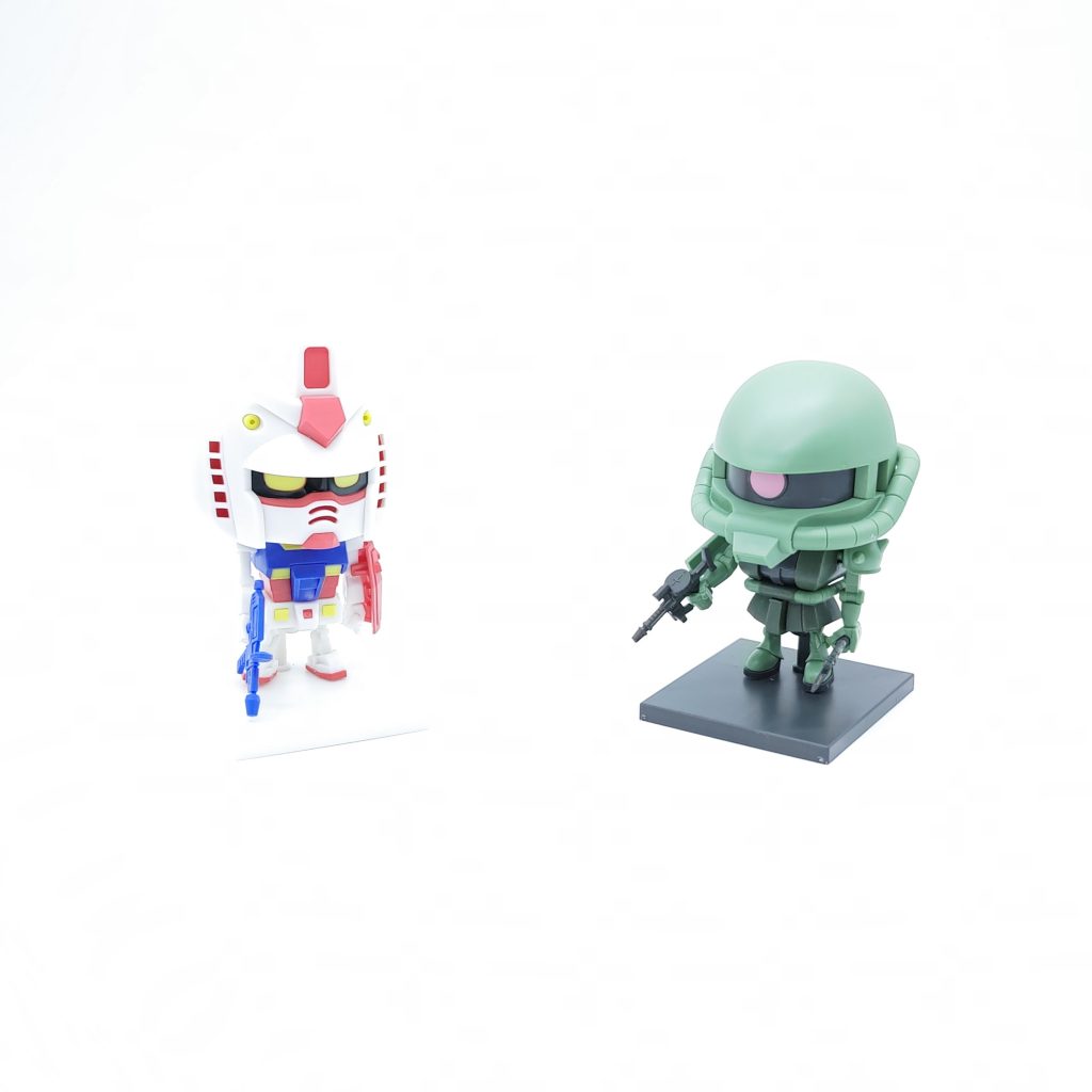 以前組んだガンプラくんとデフォルメされててかわいらしく組みやすいのですが、全塗装となると地獄を見そうです。